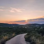 Kalamos Heights 度假居 *