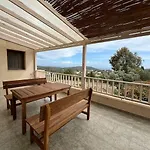 度假居 Kalamos Heights